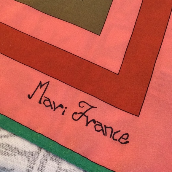 Mari France water silk polyester scarf. 34” - Picture 2 of 6